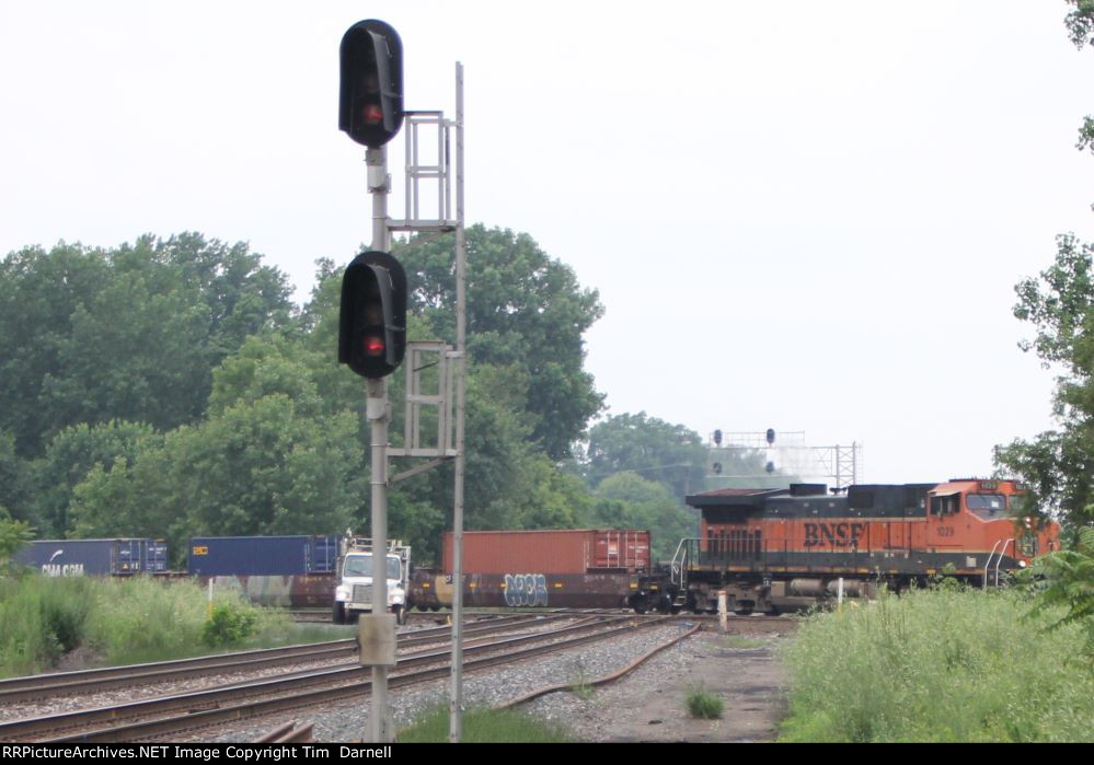 BNSF 1029 leading I170